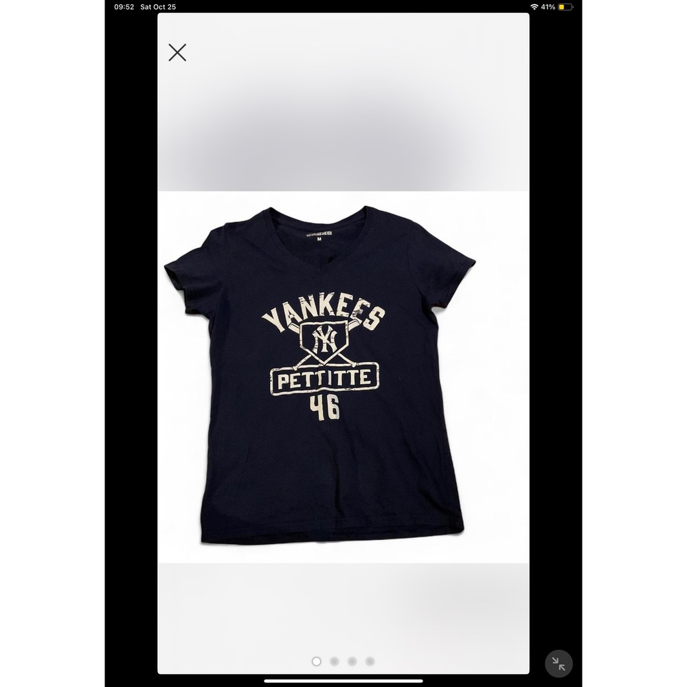 Navy Blue Yankees Pettitte 46 V Neck T Shirt‎ Women's Medium Cotton
